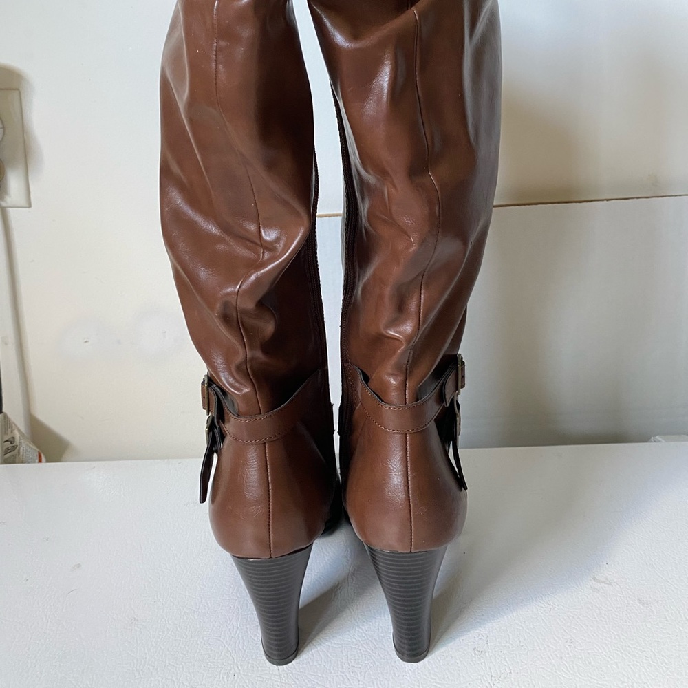 Brand New Style & Co. brown boots, size 11 - Picture 6 of 6